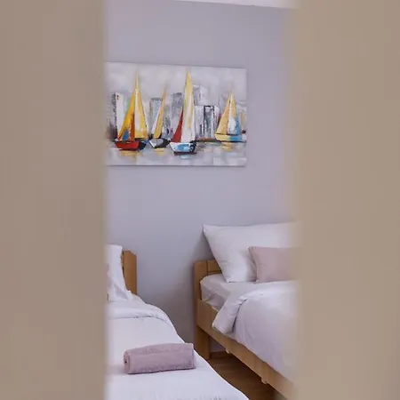 Apartment New Nenna - Three Bedroom Near Split Mravince