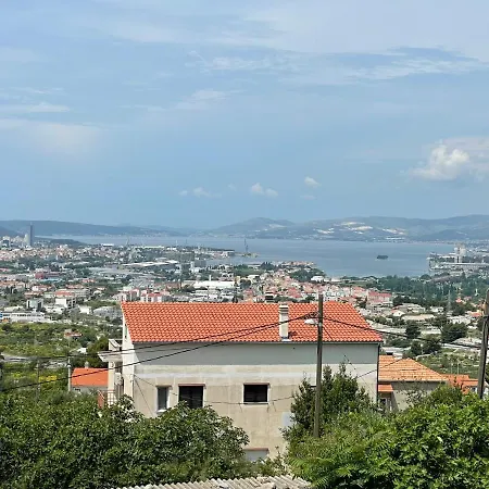 New Nenna - Three Bedroom Near Split * Mravince